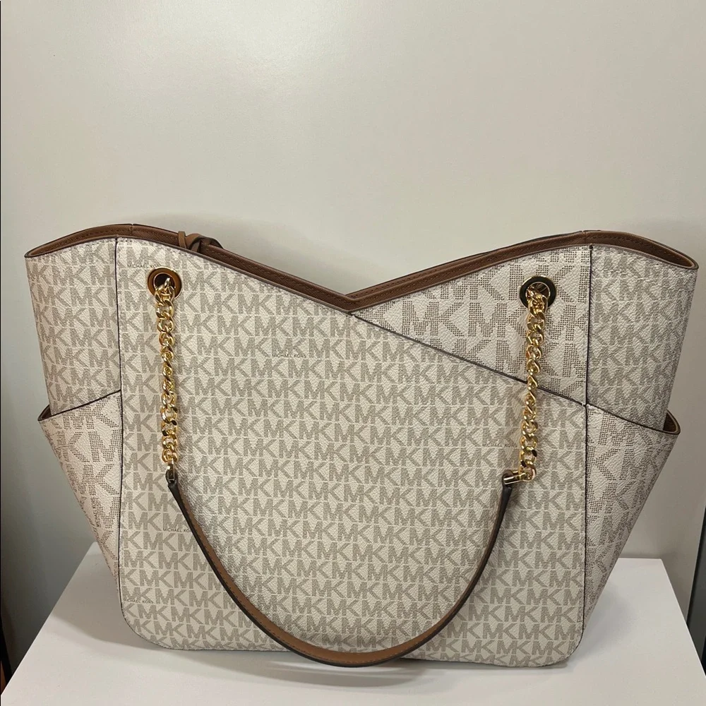 Michael Kors Large X Chain Shoulder Tote Bag Vanilla BNWT